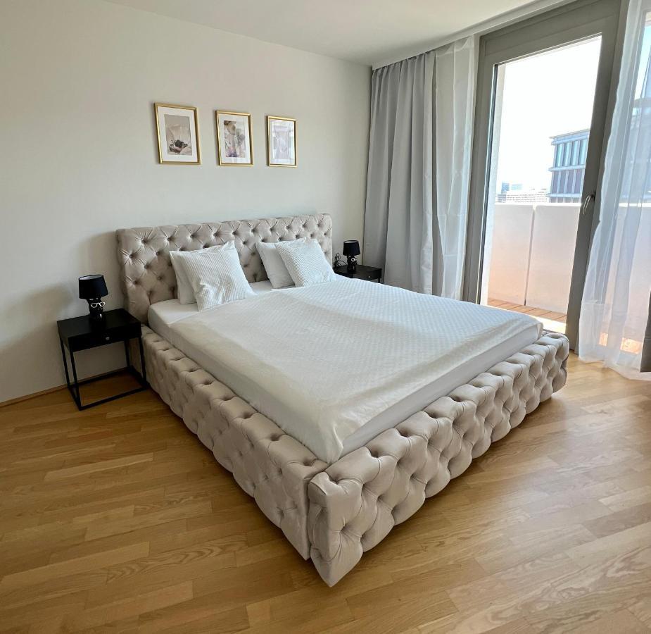Quartier Belvedere 157 Wina Bagian luar foto