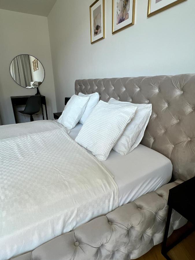 Quartier Belvedere 157 Wina Bagian luar foto